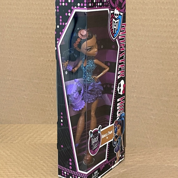 Monster High Dance Class Robecca Steam Doll 2012 Mattel #Y0432 - Picture 2 of 5